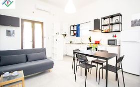 Les House - Apartment 1 By Tuscanywego